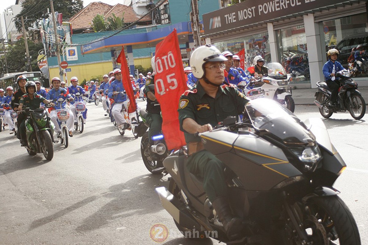 Moto PKL dan doan dam cuoi 